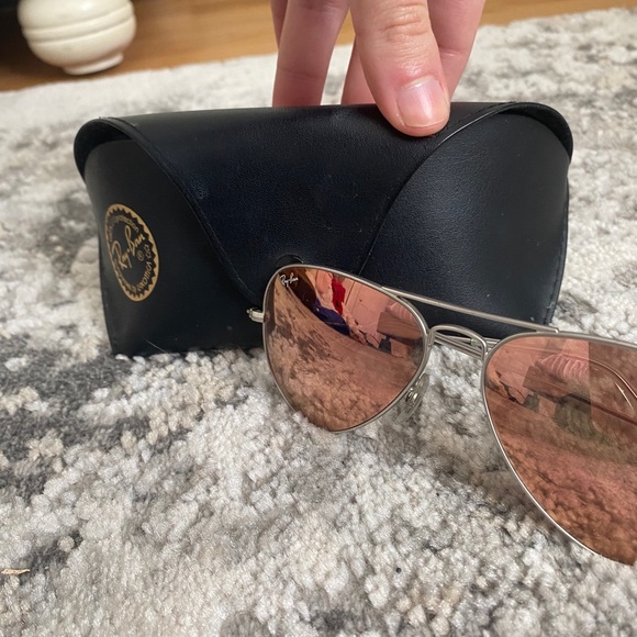RAY-BAN AVIATOR ROSE GOLD AND SILVER REFLECTIVE - Picture 4 of 4